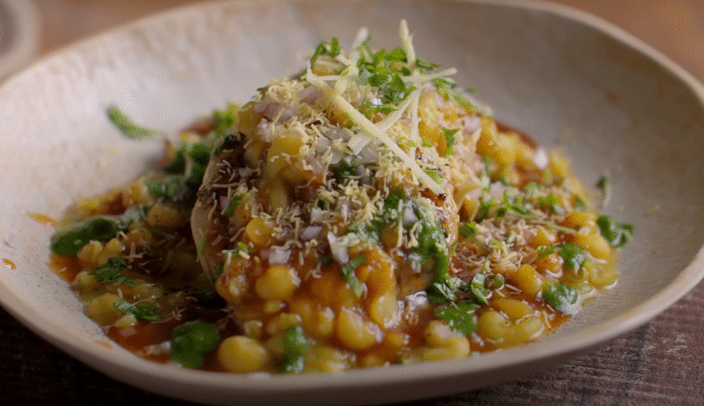 How To Make Mumbai Street-Style Ragda Pattice Recipe
