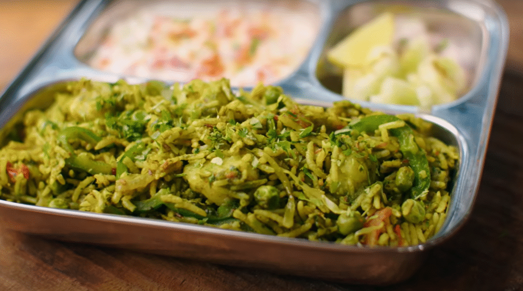 Haryali Tawa Pulao Recipe